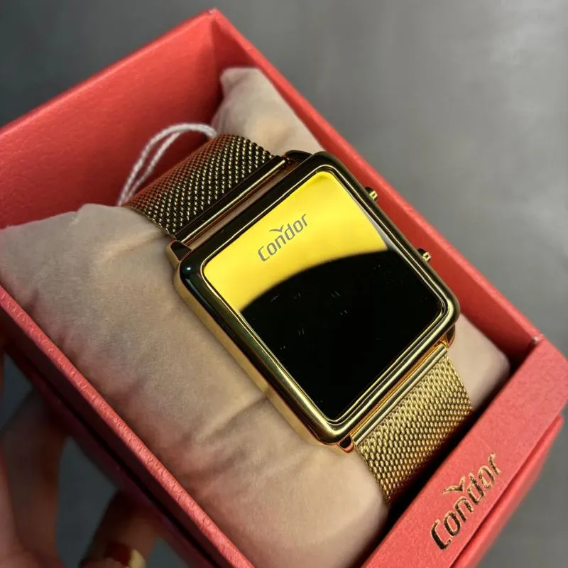 RELOGIO CONDOR FEMININO PULSEIRA ESTEIRA  DIGITAL COMD1202AFS/4D/4K  - COR AÇO DOURADO