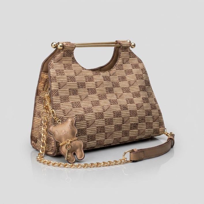 BOLSA BEGE E MARROM QUADRICULADA + ALÇA REMOVIVEL E CHAVEIRO URSINHO ALMOFADADO CHENSON