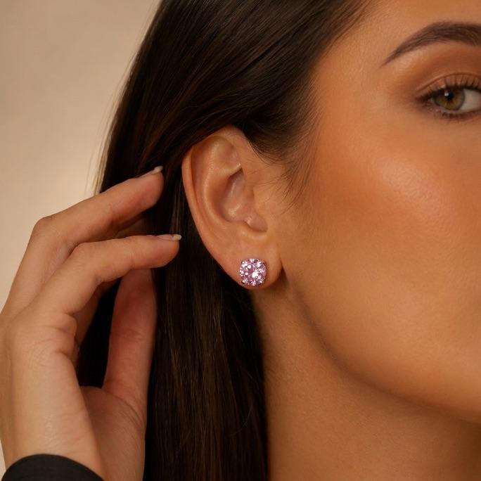 BRINCO PEQUENO PONTO DE LUZ CRISTAL EXTRA GRANDE FLOR ROSÉ- BANHADO A PRATA 925