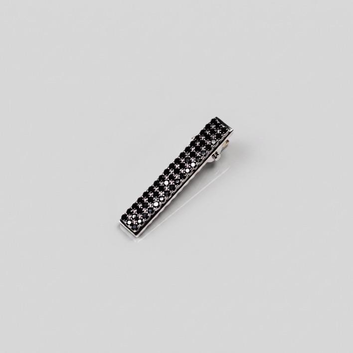 PRESILHA BICO DE PATO COM TRIPLA FILEIRA DE ZIRCONIA NEGRA - BANHADO A RÓDIO BRANCO