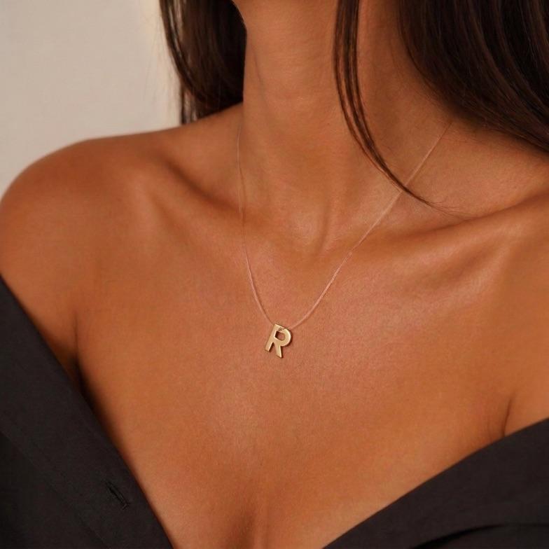CORRENTE FIO DE SILICONE COM PINGENTE  INICIAL R SIMPLES  - BANHADO A OURO 18K
