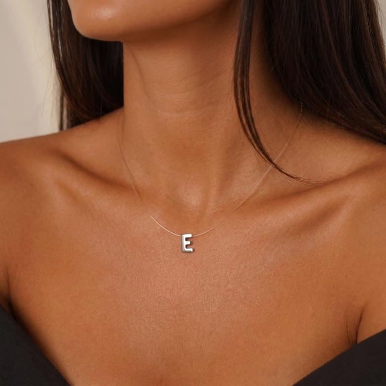 CORRENTE FIO DE SILICONE COM PINGENTE  INICIAL E SIMPLES  - BANHADO A PRATA 925