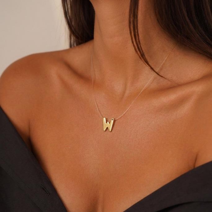 CORRENTE FIO DE SILICONE COM PINGENTE INICIAL W SIMPLES- BANHADO A OURO 18K