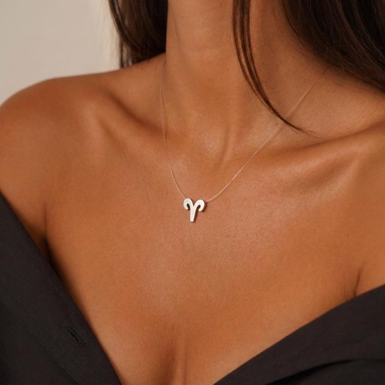 CORRENTE FIO DE SILICONE COM PINGENTE MADRÉROLA SIGNO ARIES - BANHADO A OURO 18K