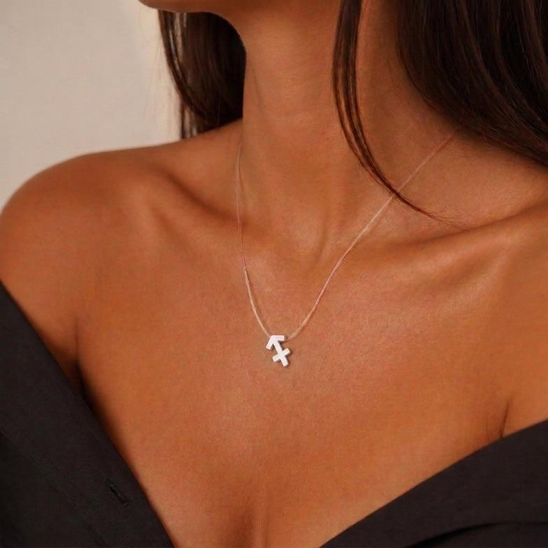 CORRENTE FIO DE SILICONE COM PINGENTE MADRÉROLA SIGNO SAGITÁRIO- BANHADO A OURO 18K
