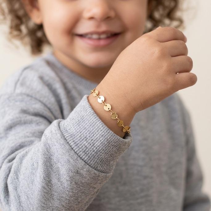 PULSEIRA INFANTIL MEDALHAS JUNTAS COM EXTENSOR- BANHADO A OURO 18K