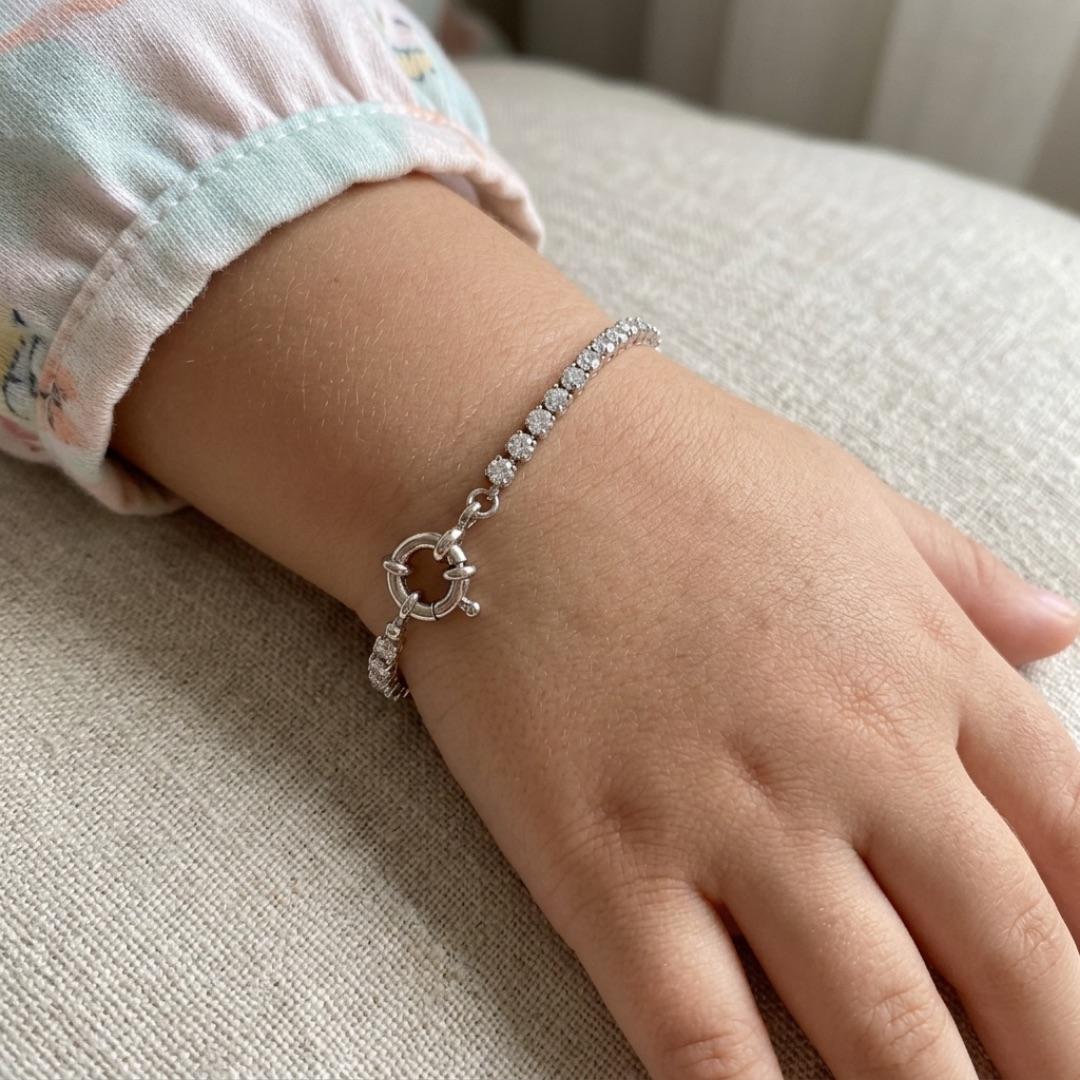 PULSEIRA INFANTIL DUPLA CARTHIE E RIVIERA CRISTAL COM FECHO BOIA- BANHADO A RÓDIO BRANCO