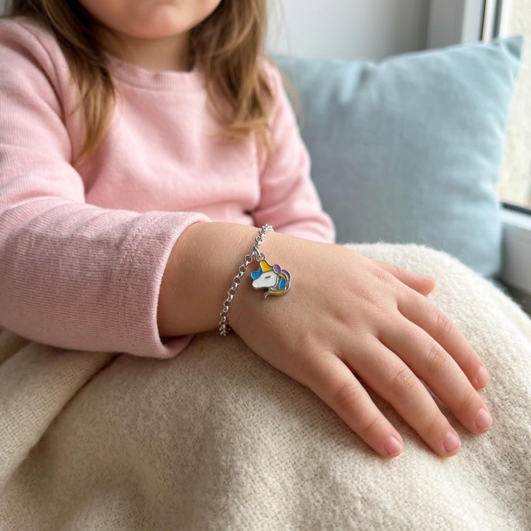 PULSEIRA INFANTIL UNICÓRNIO RESINADO - BANHADO A RÓDIO BRANCO