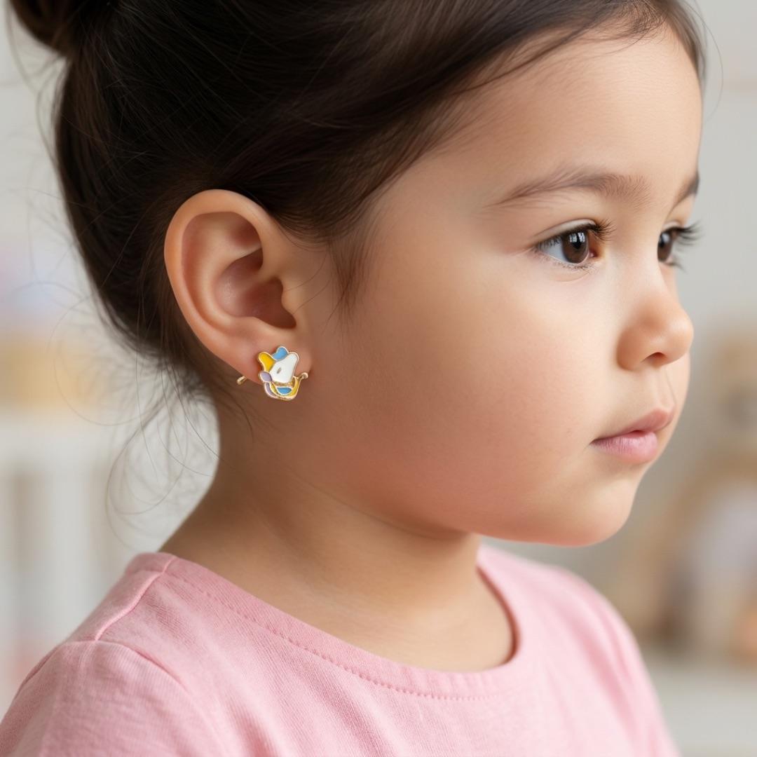 BRINCO INFANTIL UNICÓRNIO RESINADO  -BANHADO A OURO 18K