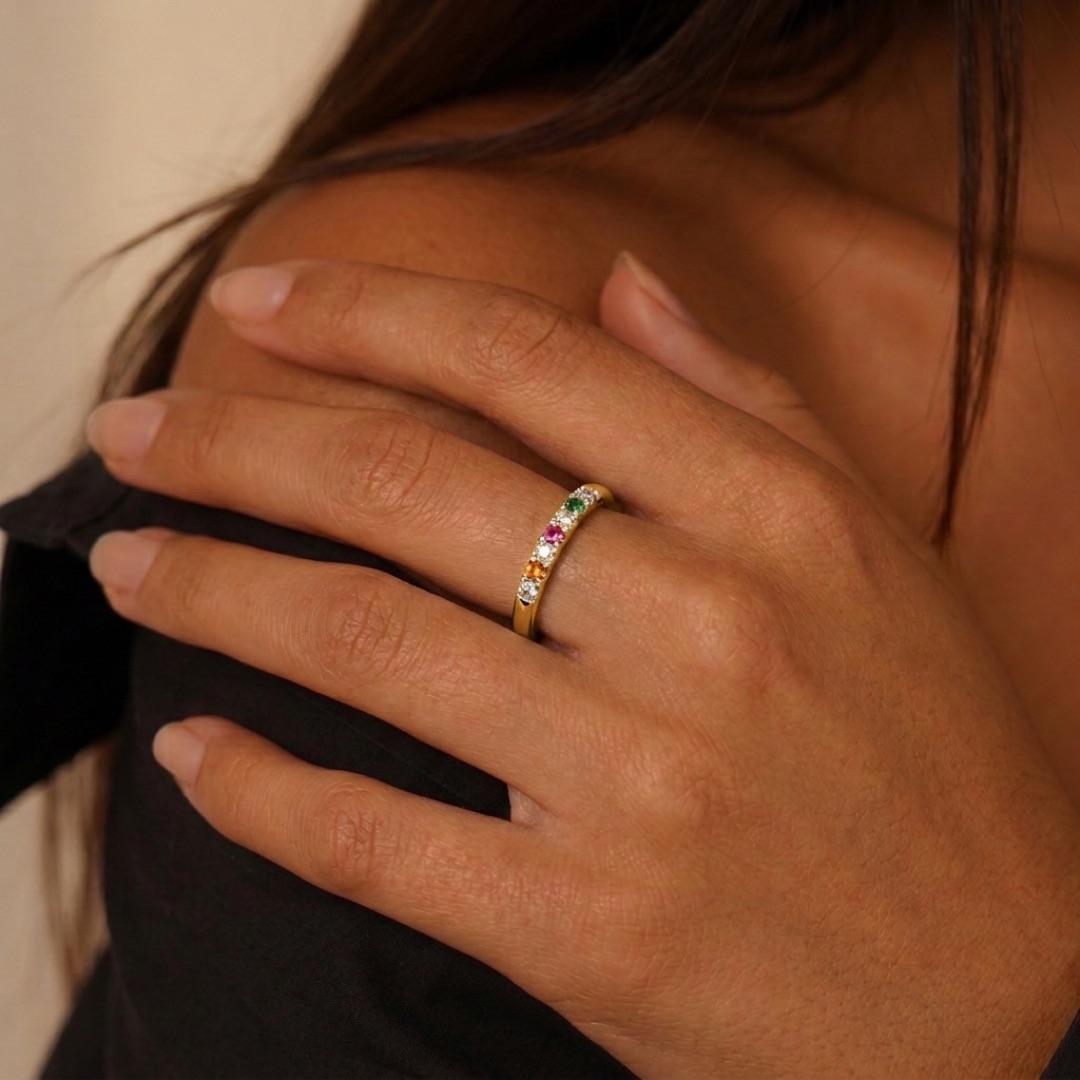ANEL SIMPLES TRABALHADO COM MICRO ZIRCÔNIA COLORIDA Nª13 - BANHADO A OURO 18K
