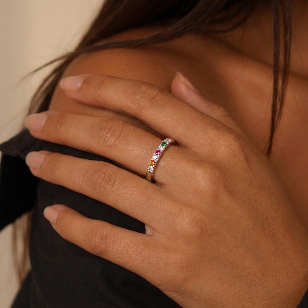 ANEL SIMPLES TRABALHADO COM MICRO ZIRCÔNIA COLORIDA Nª13 - BANHADO A PRATA 925